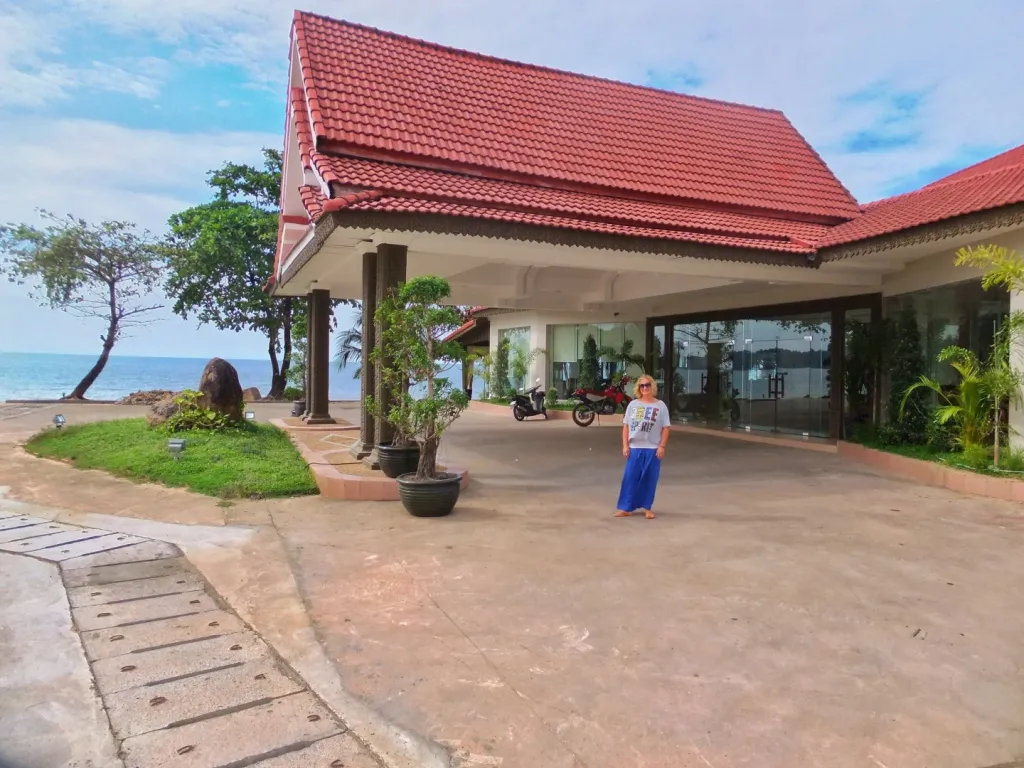 Sihanoukville and Serendipity Beach