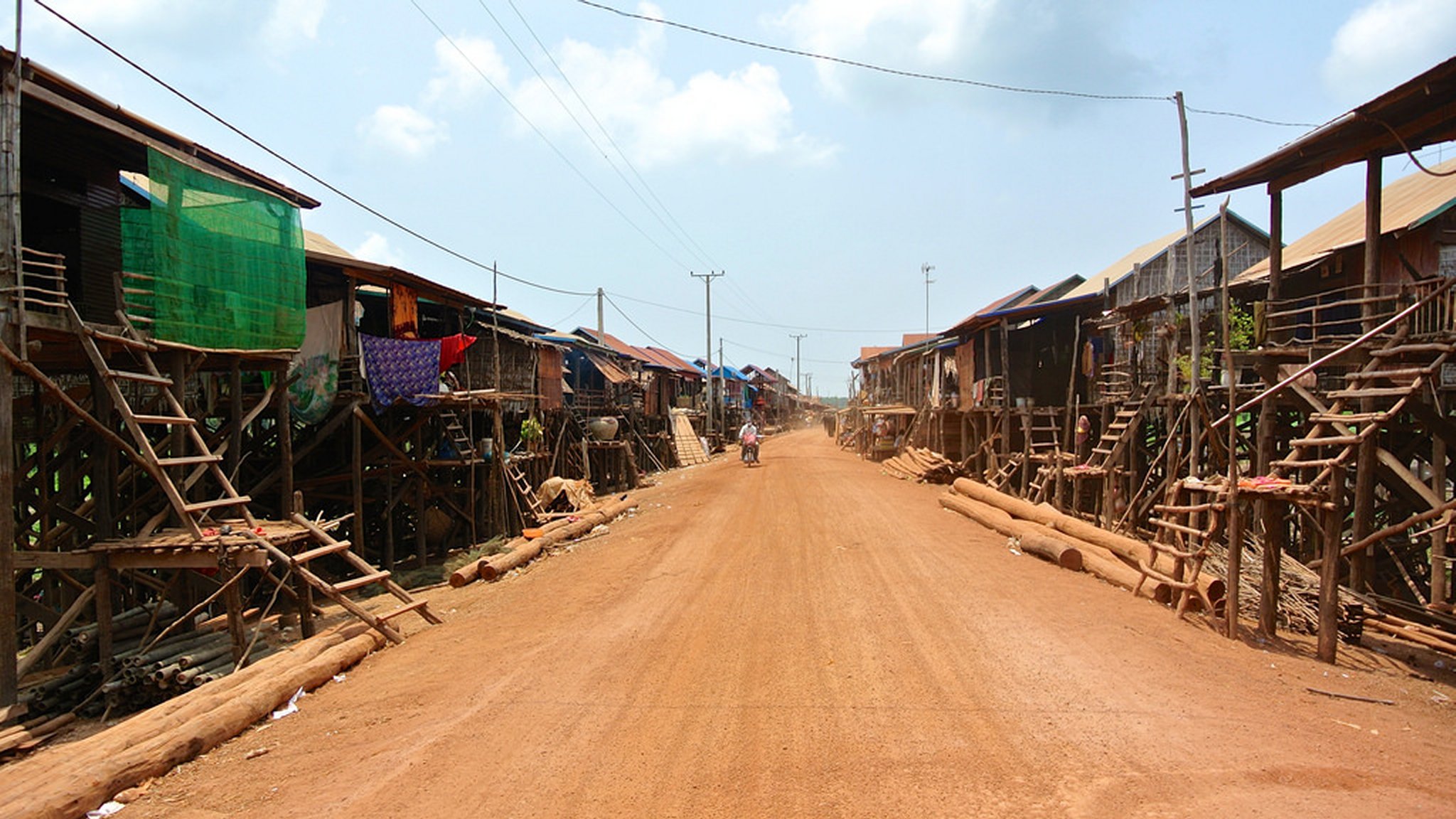 How to get from Phnom Penh to Siem Reap