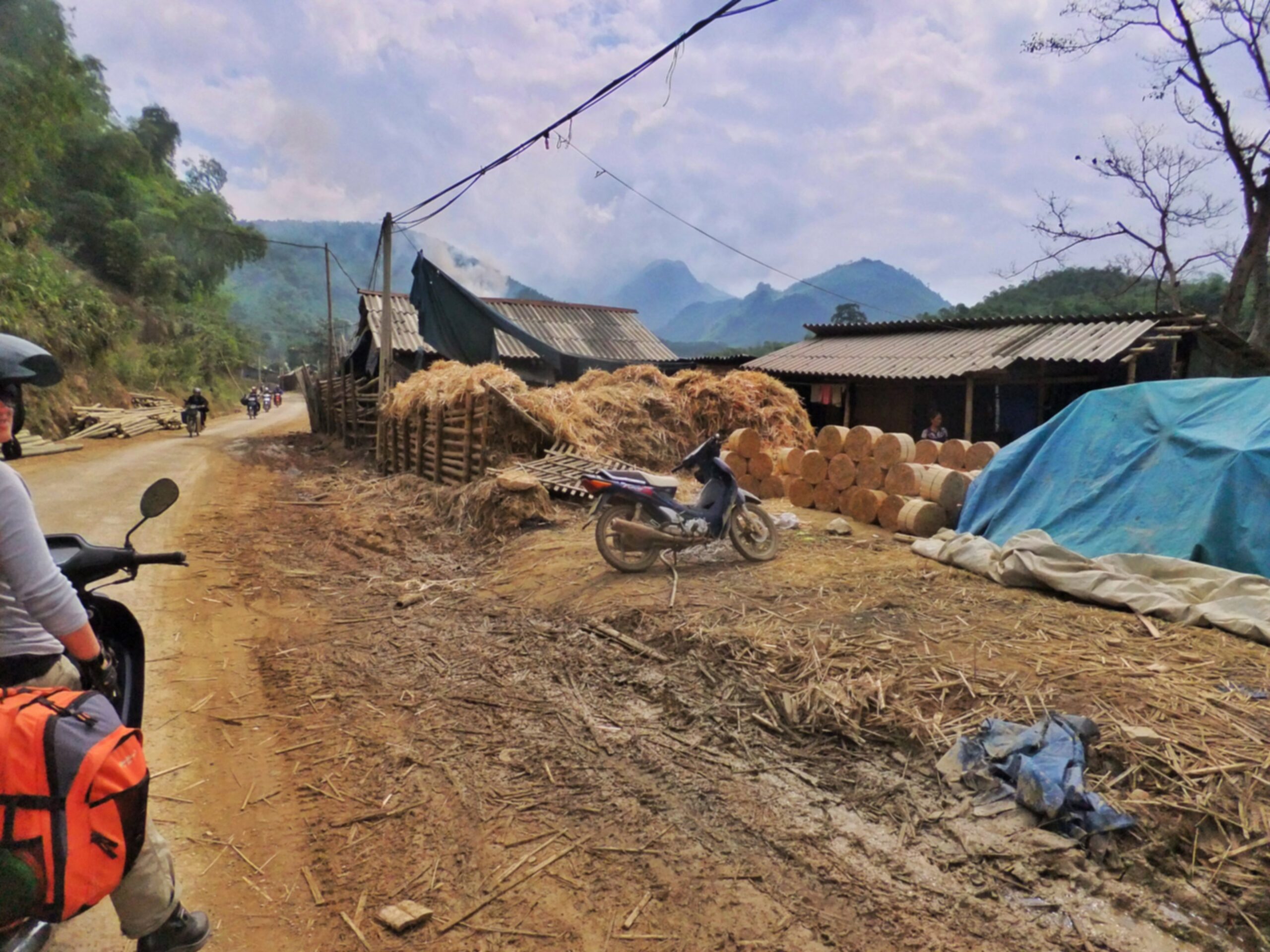 Mai Chau to Quan Son