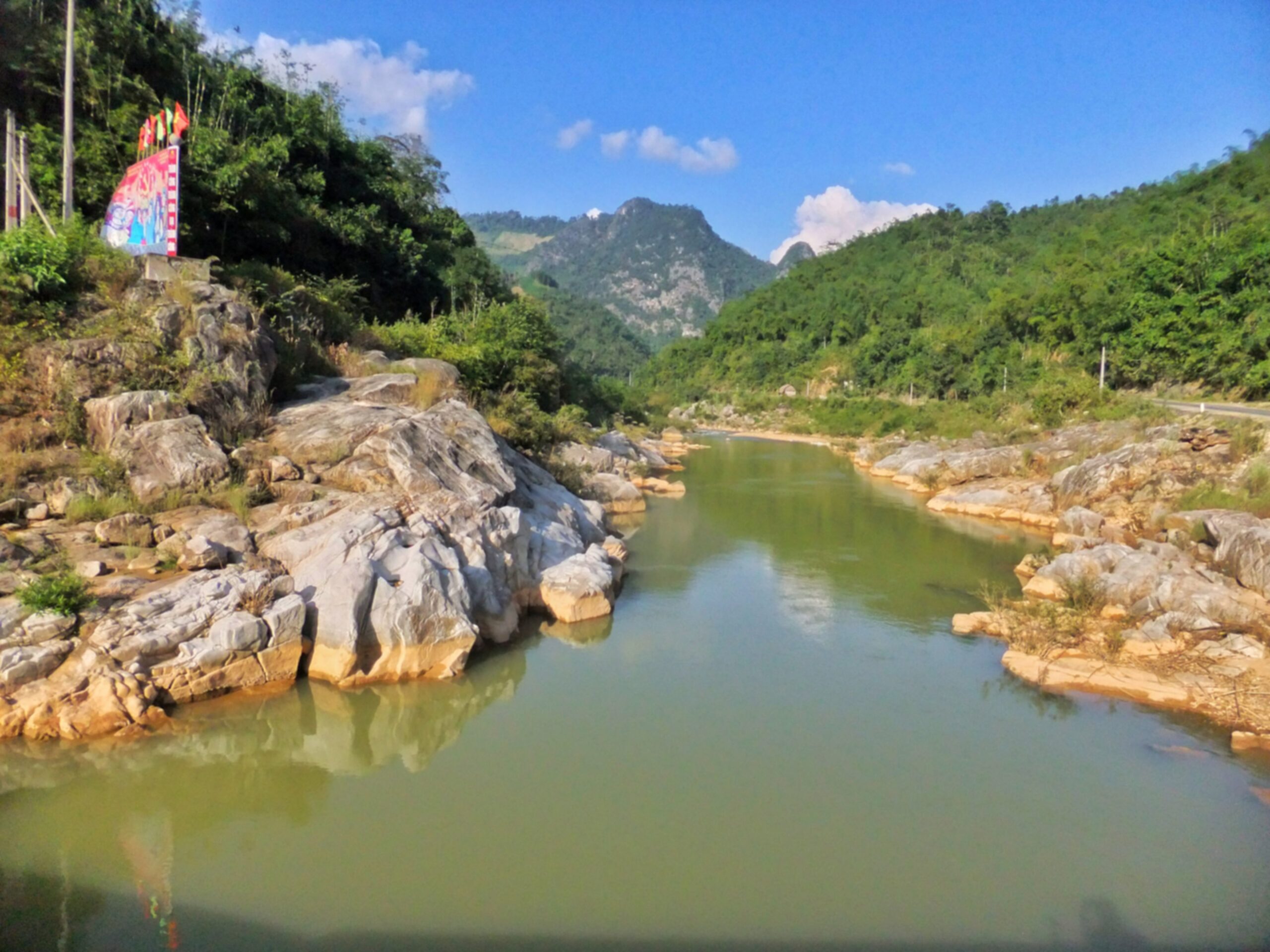 Mai Chau to Quan Son