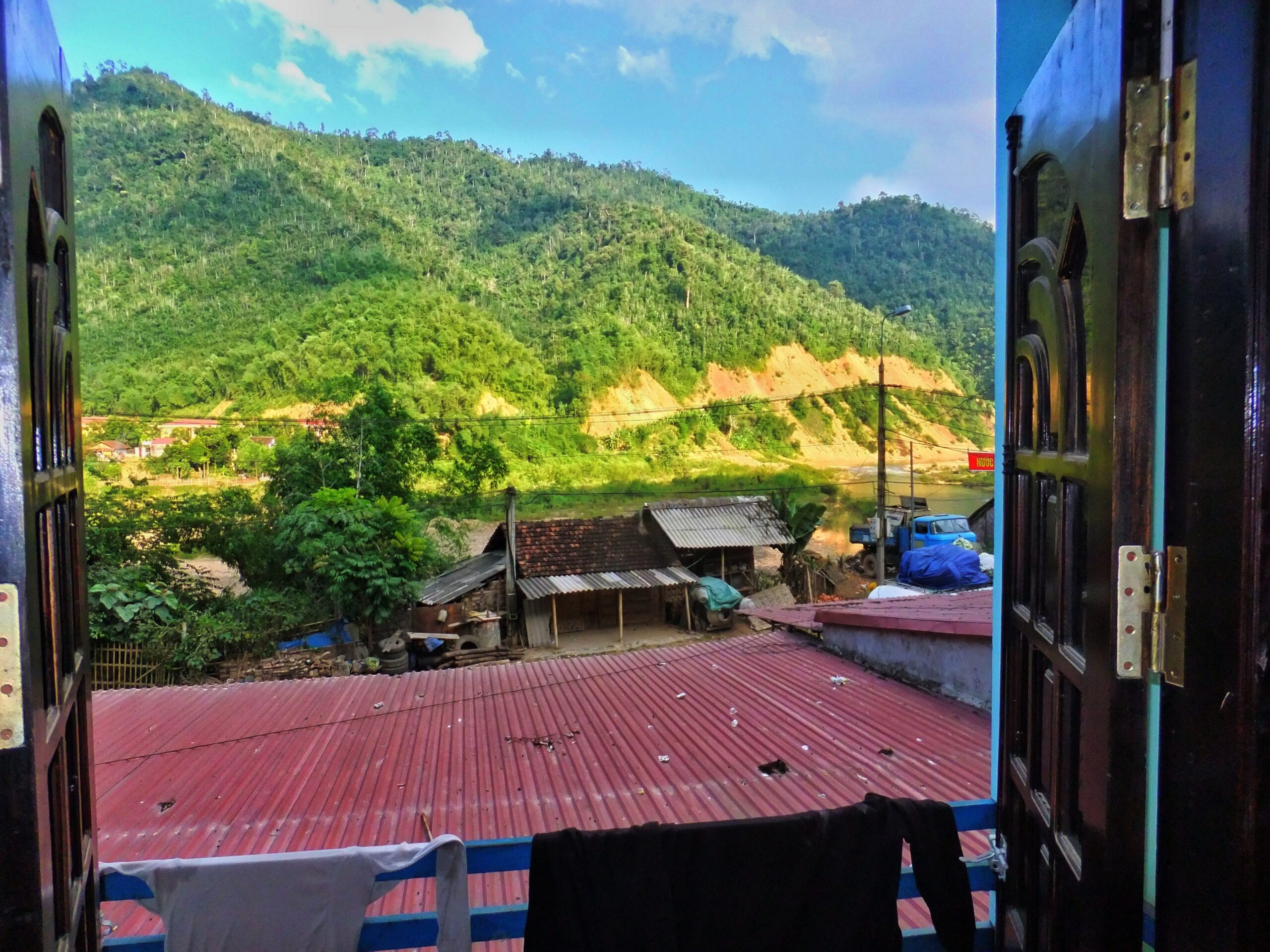 Mai Chau to Quan Son